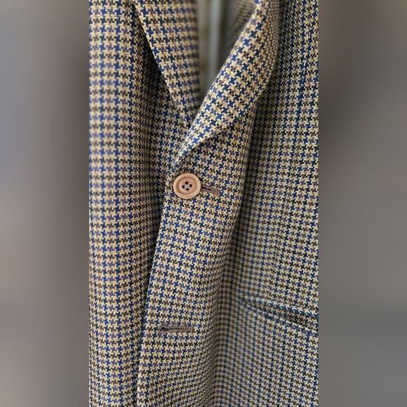 Beecroft & Bull Brown Houndstooth Blazer - Picture 3 of 9